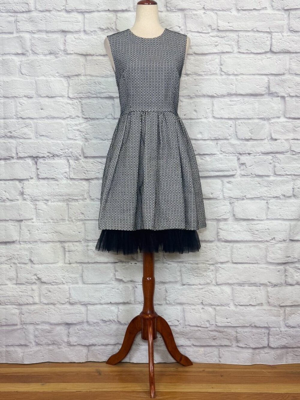 Troubadour Cap Cana Black & White Jacquard Fit & Flare Dress